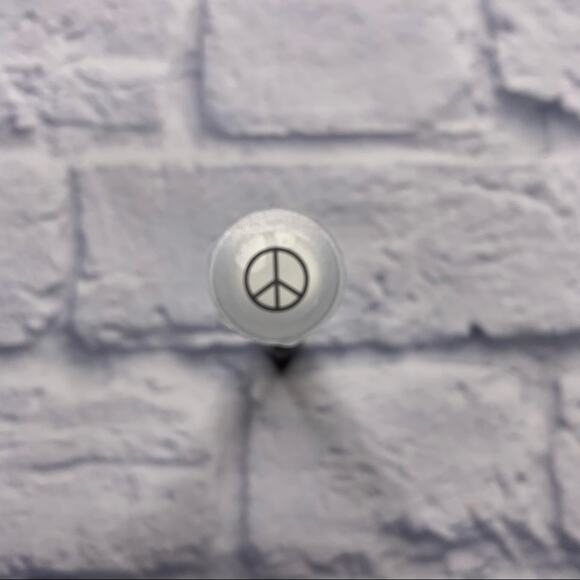 Milk Makeup Tattoo Stamp, Peace Sign - Picture 4 of 4